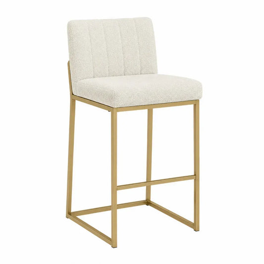 Taburete de bar tapizado en tejido beige con respaldo bajo estructura metálica dorada diseño moderno sin dimensiones especificadas